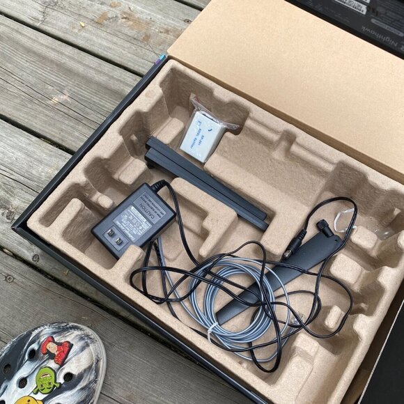 NETGEAR Nighthawk AC1900 Smart Wifi Router R7000 - Picture 3 of 9